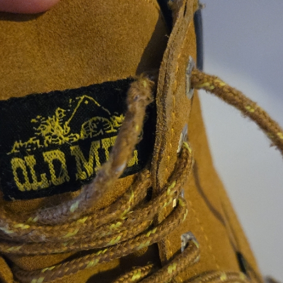 Old MILL Waterproof Tan Boots - Picture 4 of 6